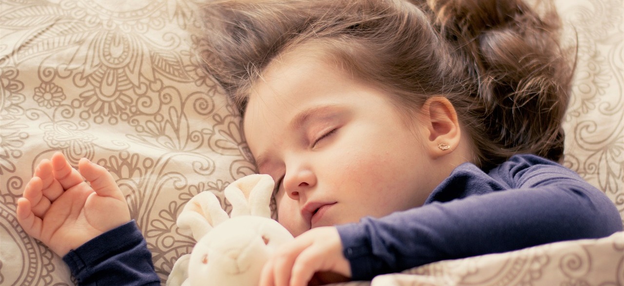 Infant Nap Frequency Reflects Cognitive Needs