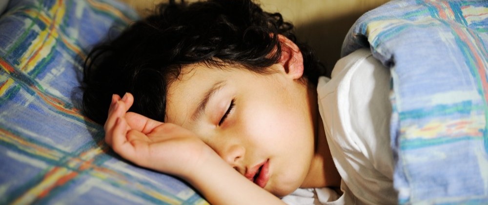 Cute little kid sleeping-1-1